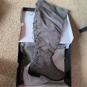NEW Lace-Up Over The Knee Boots Grey 8.5 Wide Width